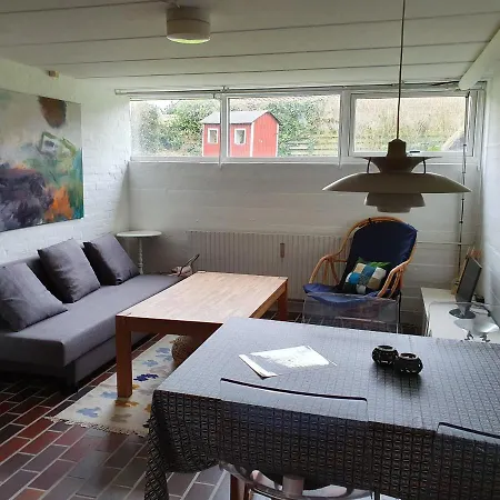 Kaelderlejlighed Appartement *